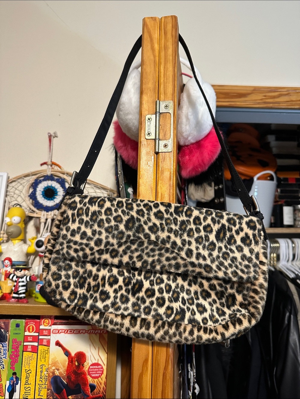 Leopard Print Faux Fur Shoulder Bag - Black Strap